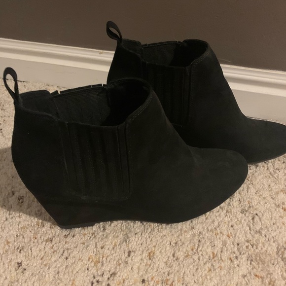 American Eagle Outfitters Shoes - American Eagle Wedges